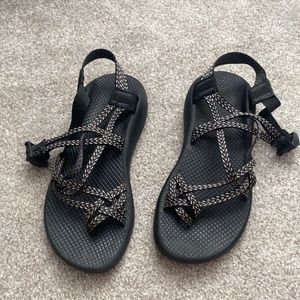 Women’s Chacos, size 9